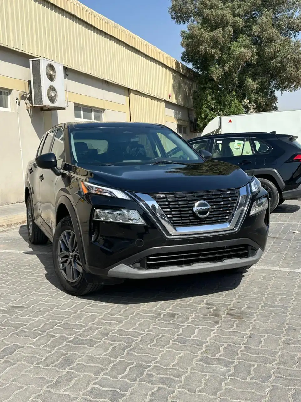 نيسان روج 2021