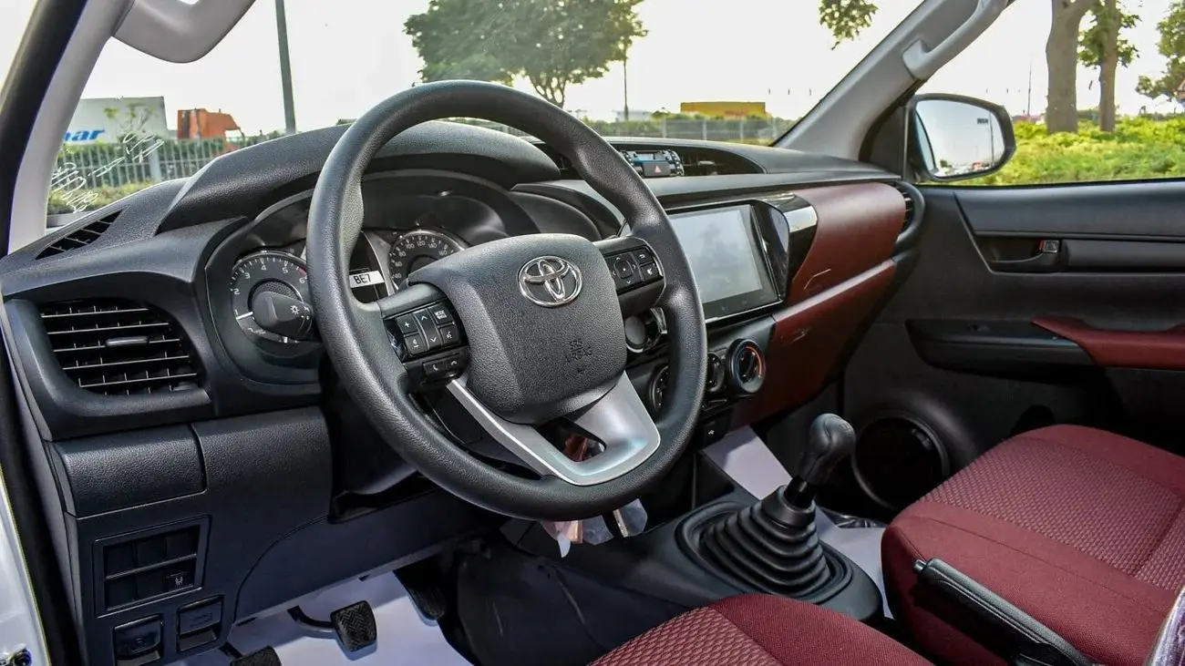 تويوتا هيلوكس 2025 2.7L