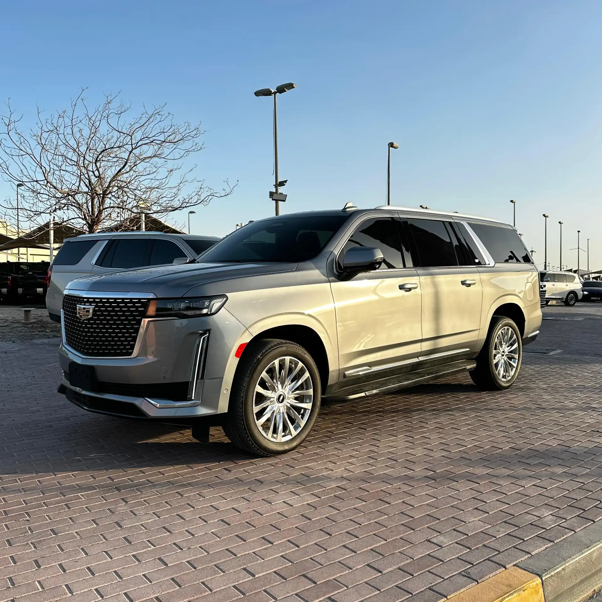 Cadillac Escalade 2023 62L