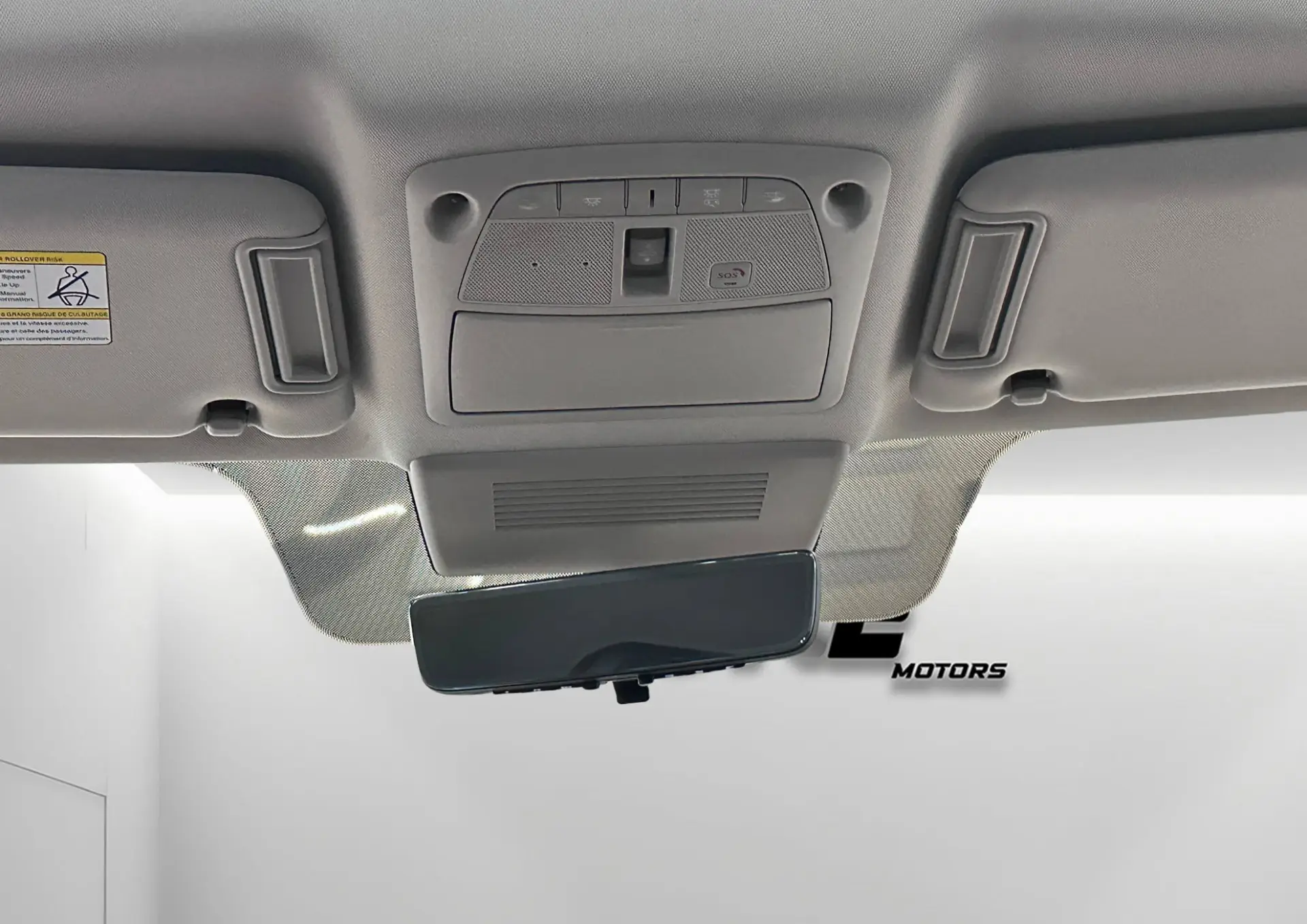 إنفينيتي QX80 2022 5.6L