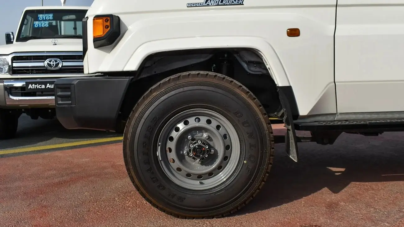 Toyota Land Cruiser 70 2024 4L