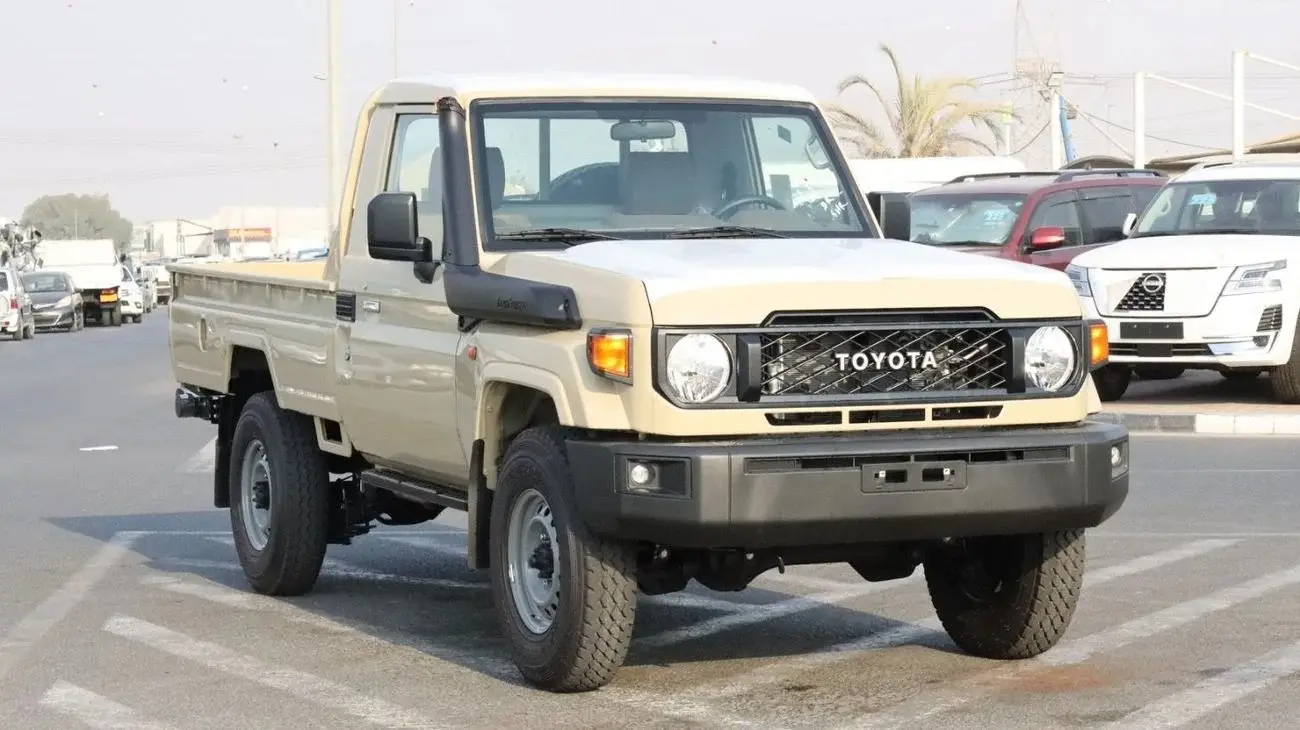 Toyota Land Cruiser Pick Up 2025 4L