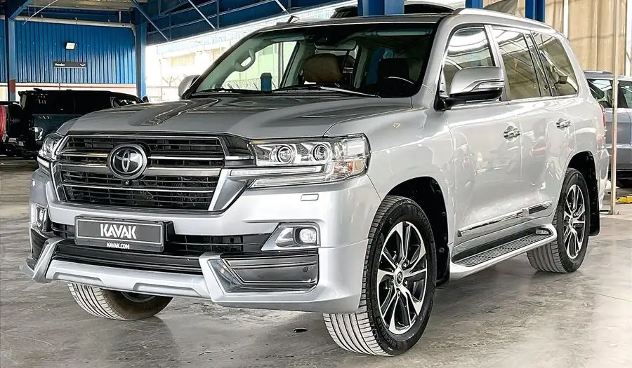 تويوتا لاند كروزر 2020