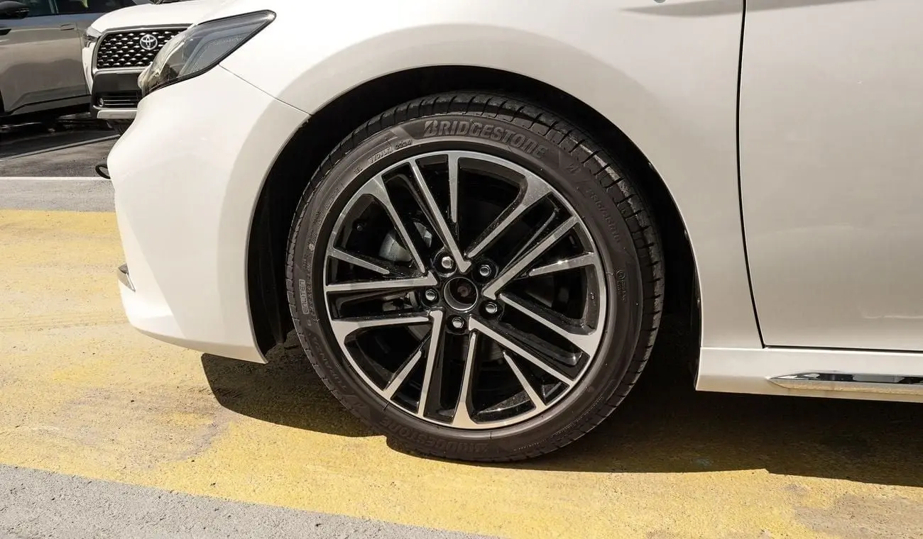 Toyota Camry HEV 2025 2.5L