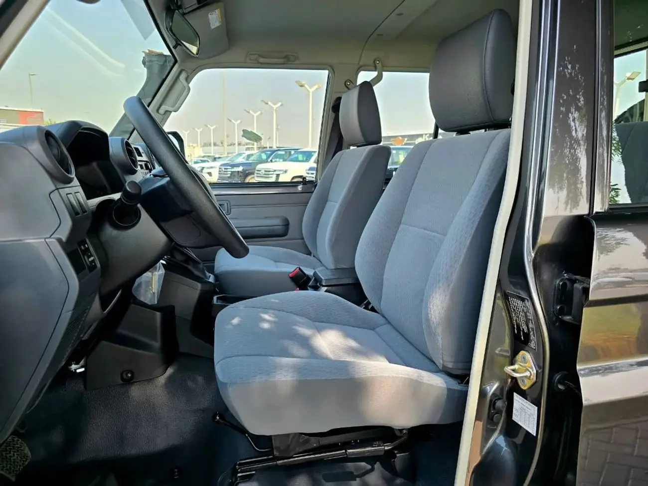 تويوتا لاند كروزر بيك آب 2025 4L