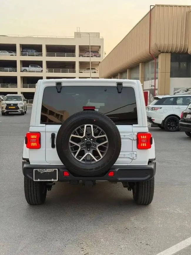 جيب رانجلر 2023 3.6L