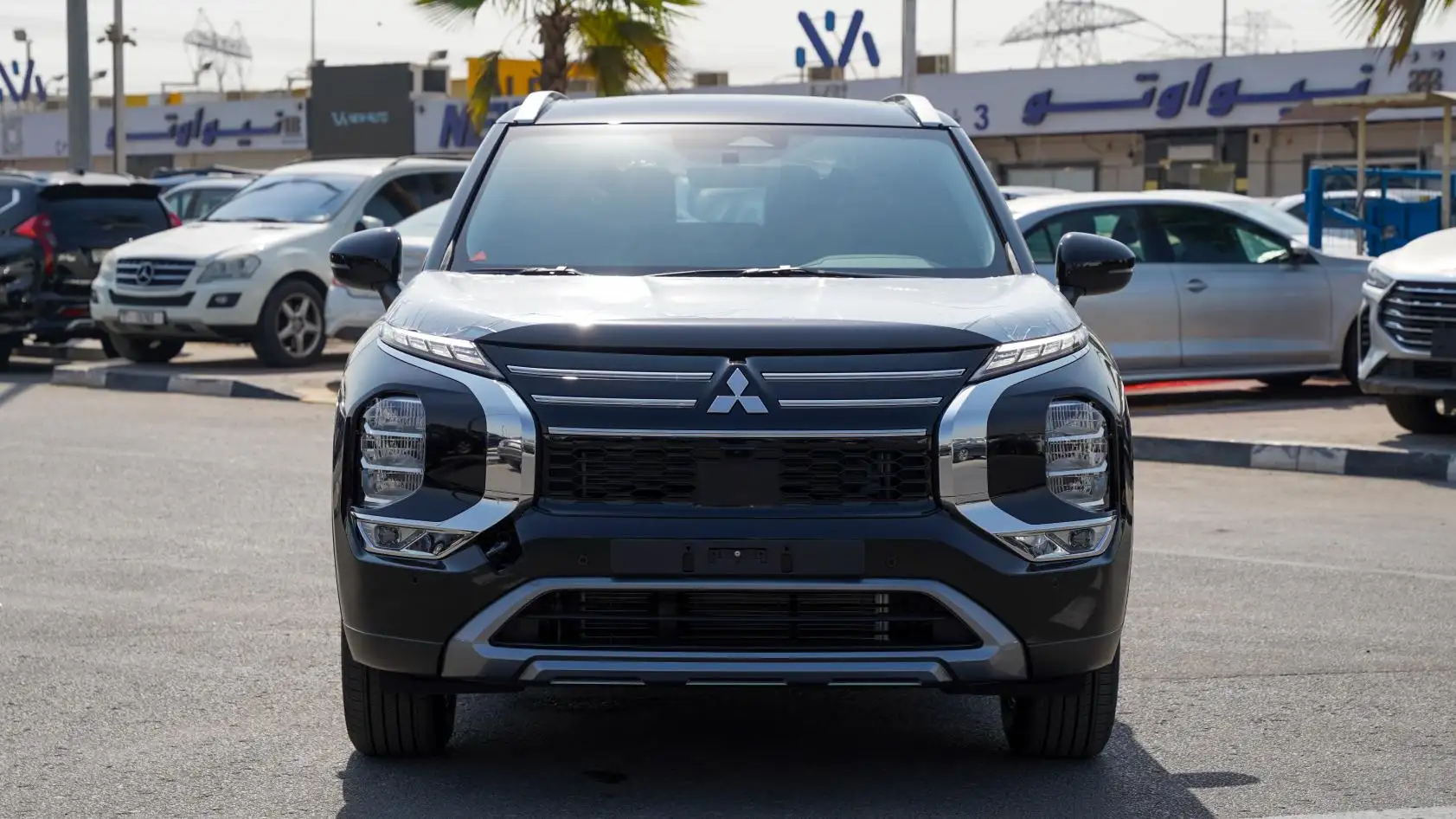 ميتسوبيشي آوتلاندر 2026