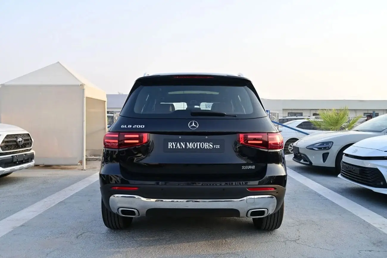 مرسيدس بنز GLB Class 2025 1.5L