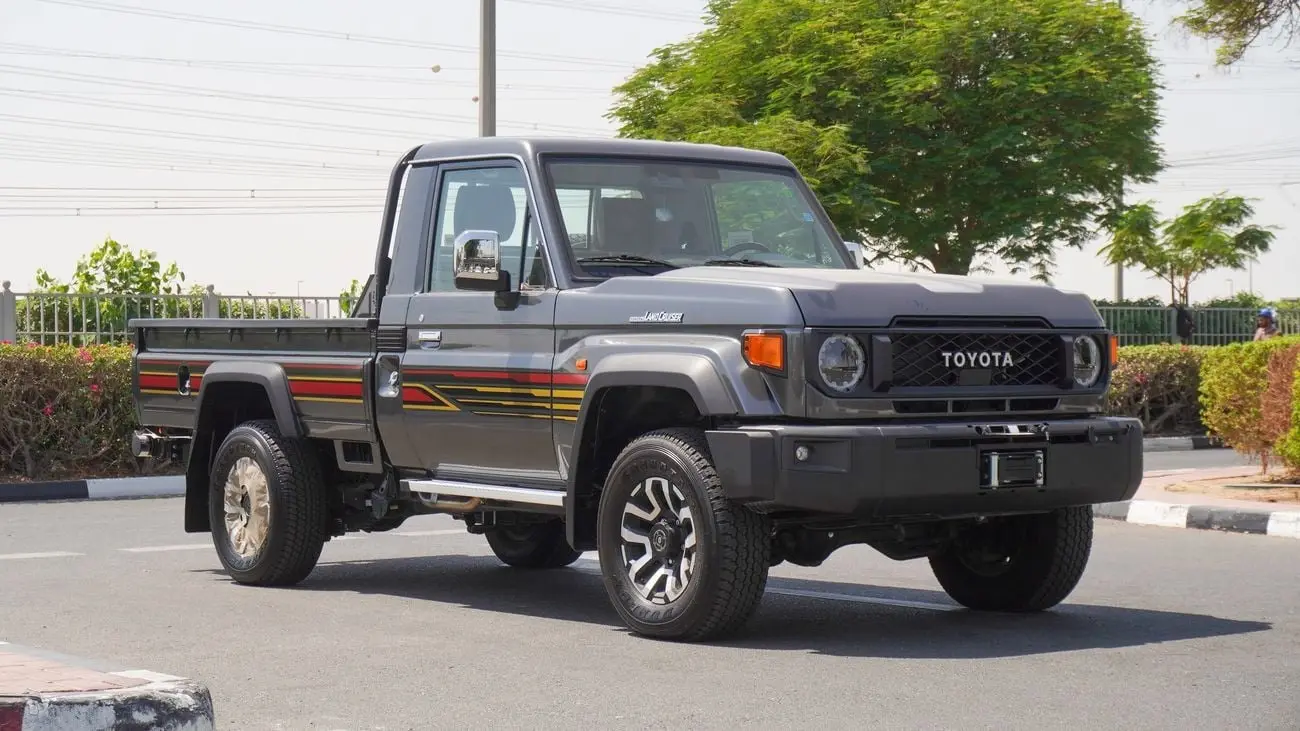 Toyota Land Cruiser Pick Up 2025 4L