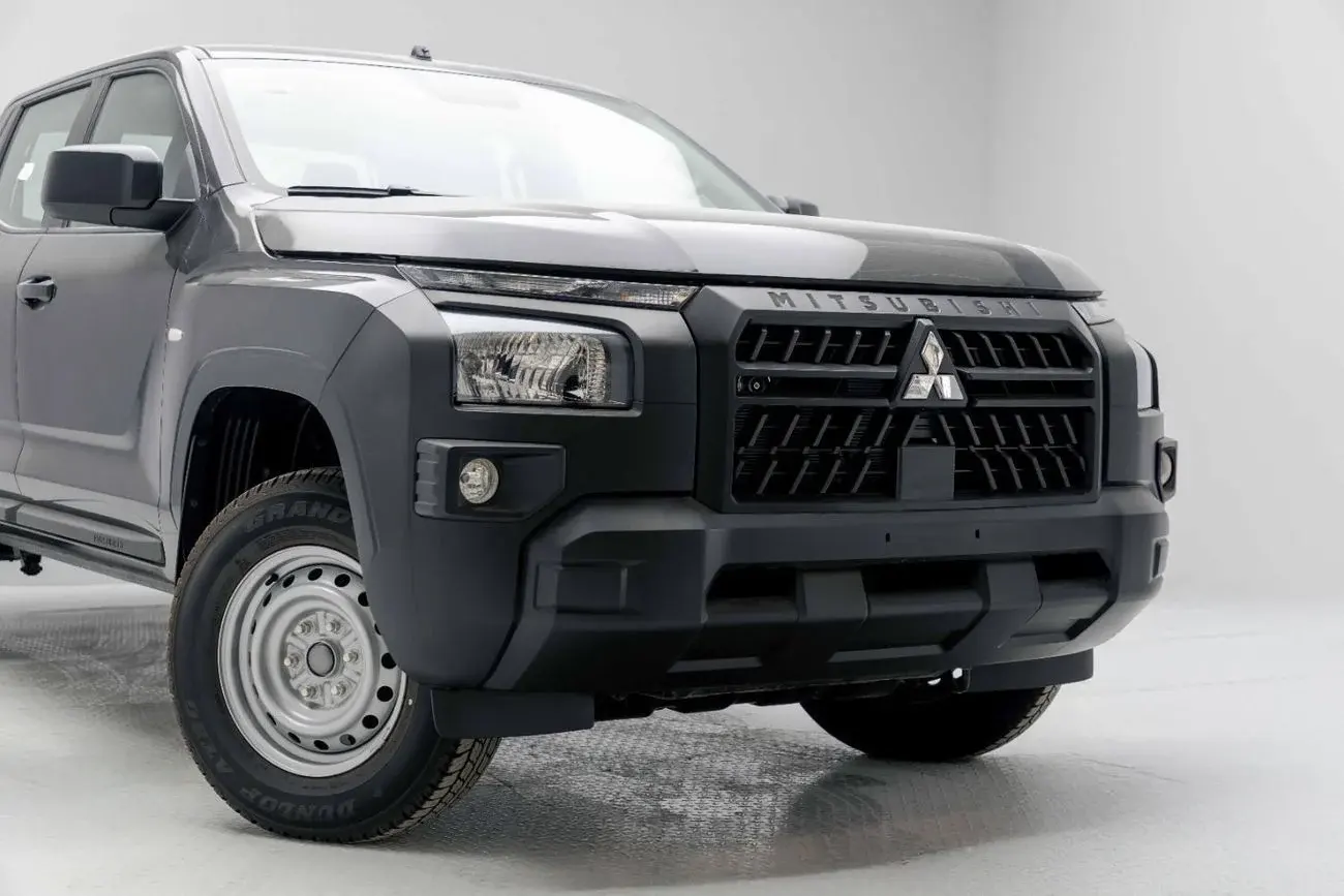 ميتسوبيشي L200 2025 2.4L