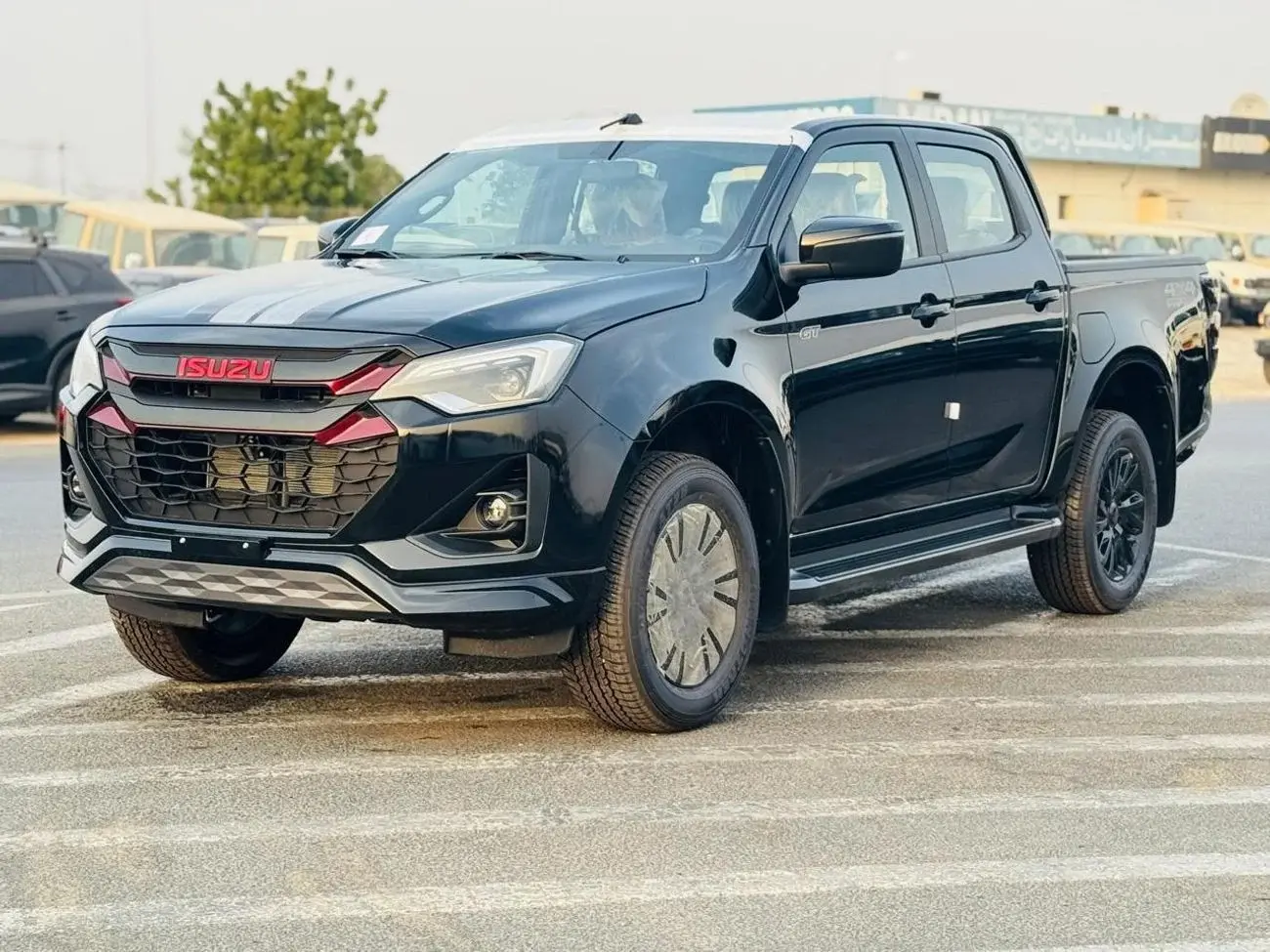 إيسوزو D ماكس 2025