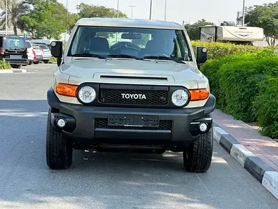 تويوتا اف جي كروزر 2023