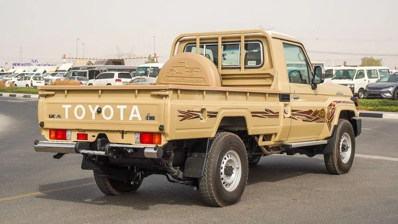 Toyota Land Cruiser Pick Up 2025 4L