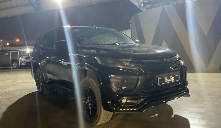 Mitsubishi Montero 2019