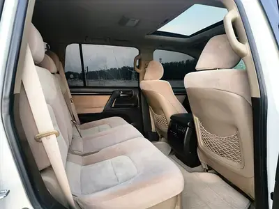 تويوتا لاند كروزر 2011