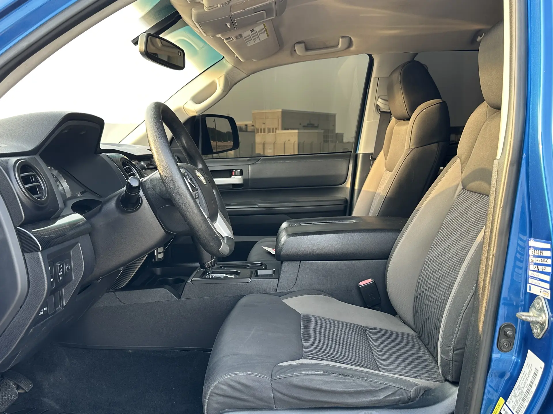 تويوتا تاندرا 2017 5.7L