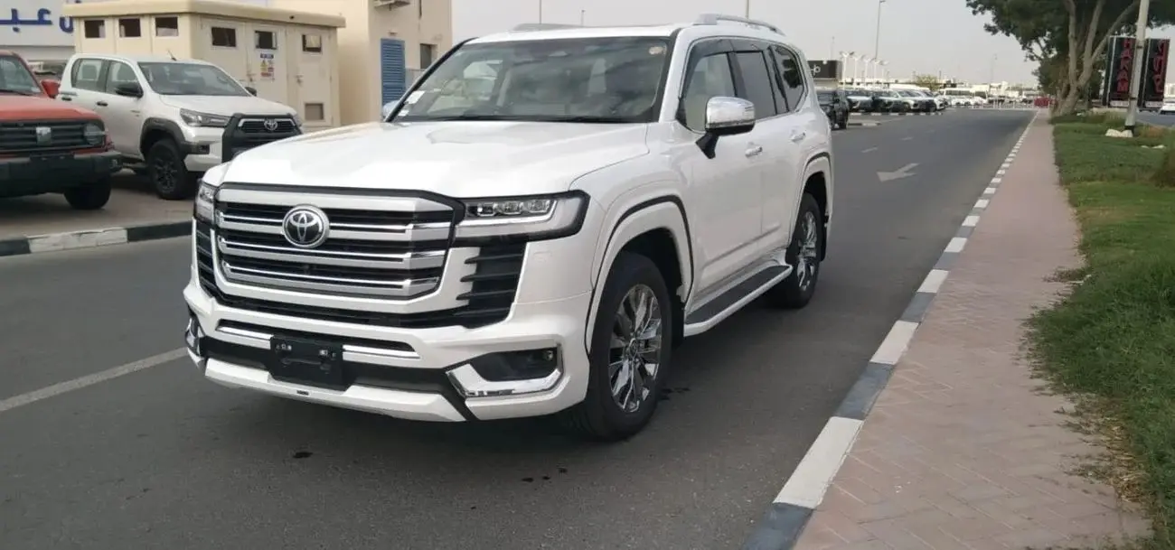 تويوتا لاند كروزر 2025 3.3L