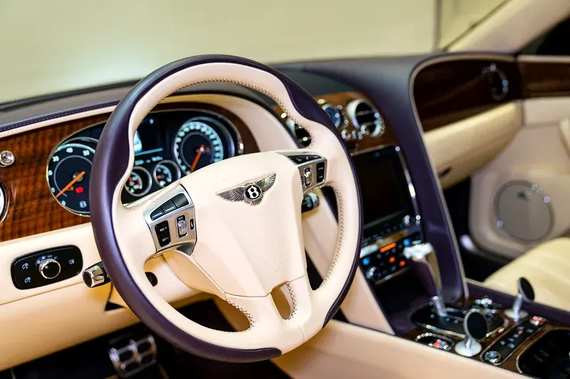 بنتلي كونتيننتال فلاينج سبر 2016
