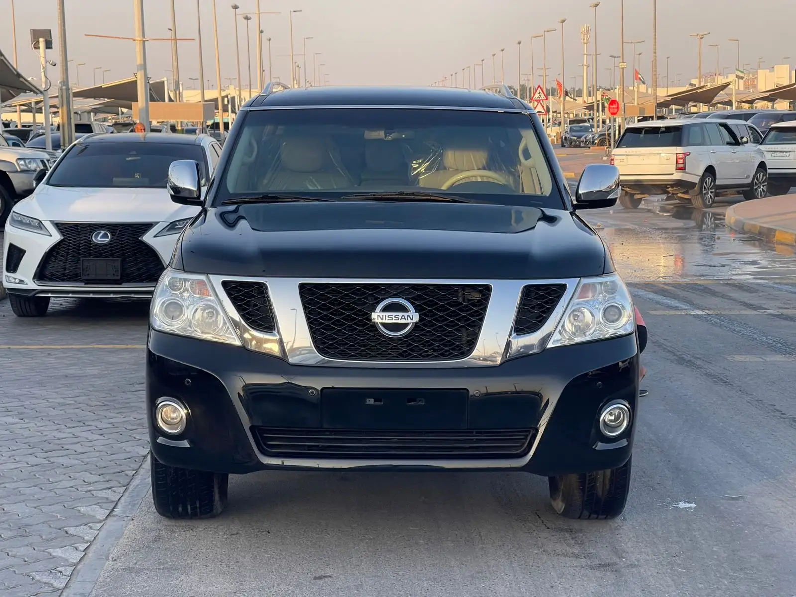 نيسان باترول 2011 5.6L