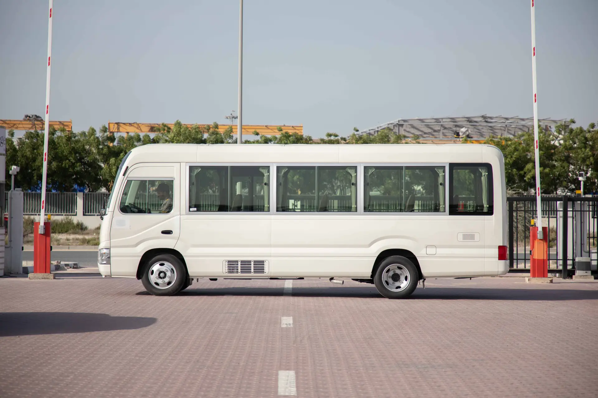 تويوتا كوستر 2026 4L