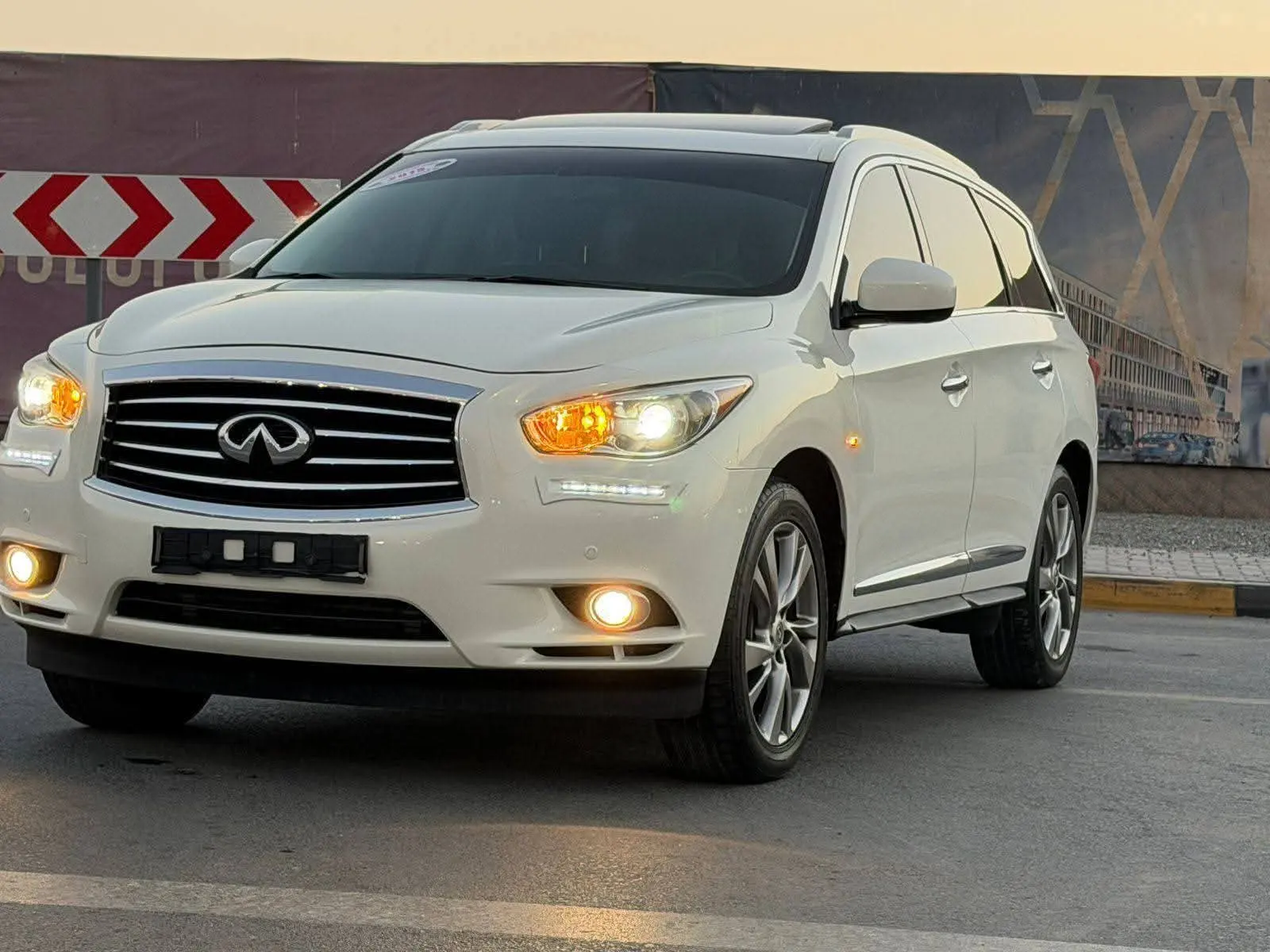 إنفينيتي JX35 2013