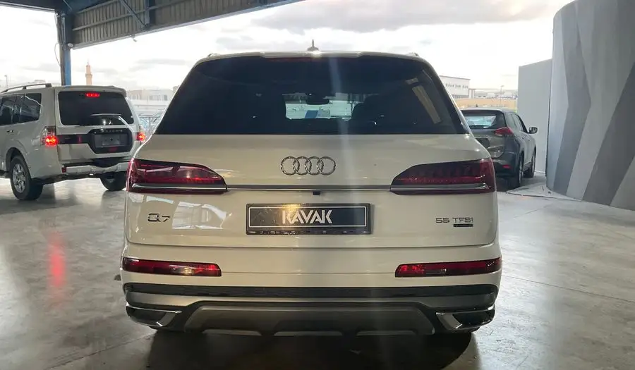 أودي Q7 2022 3L