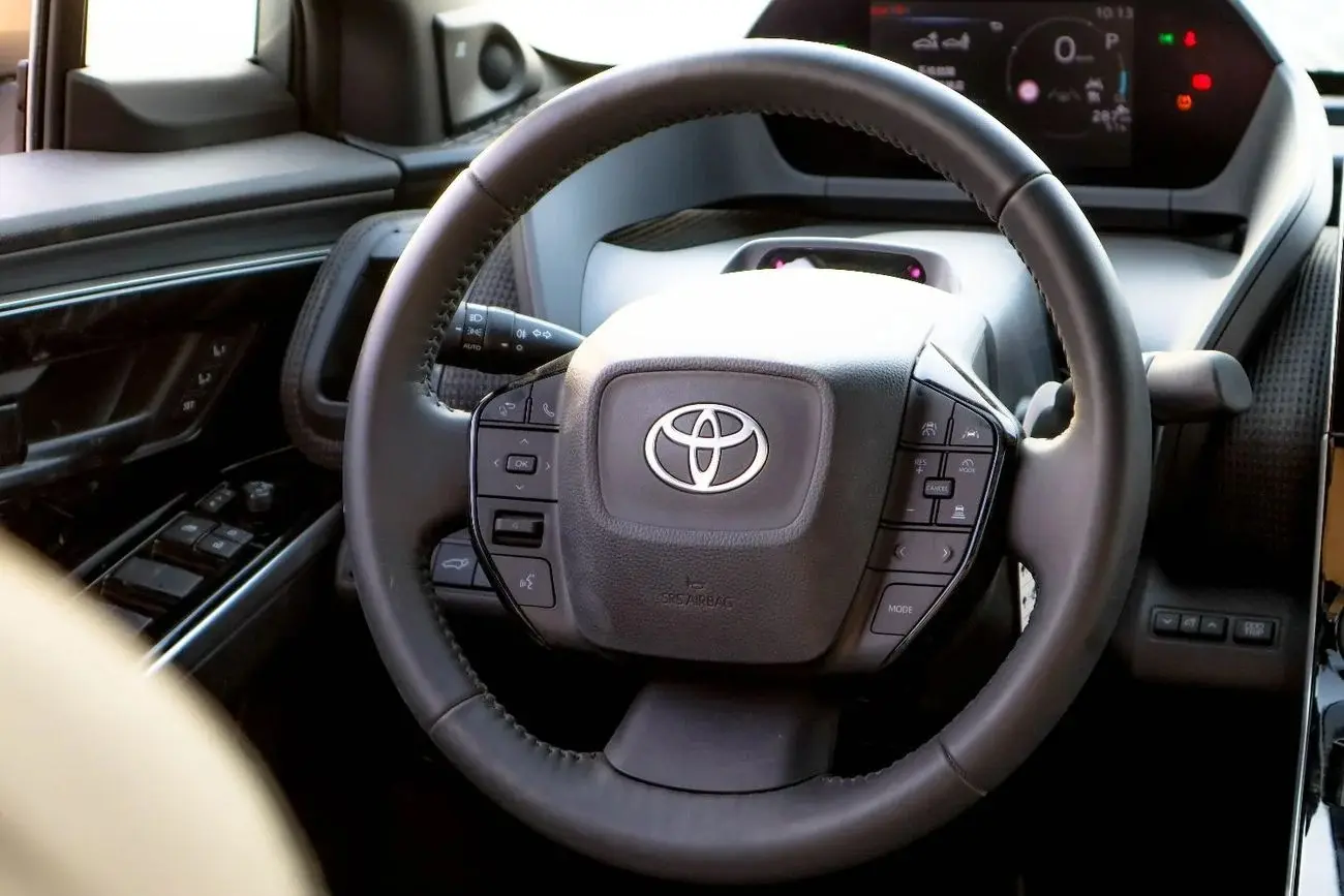 Toyota bz4x 2024