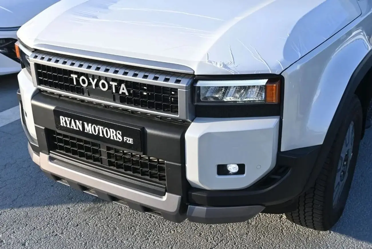 تويوتا برادو 2024 2.4L