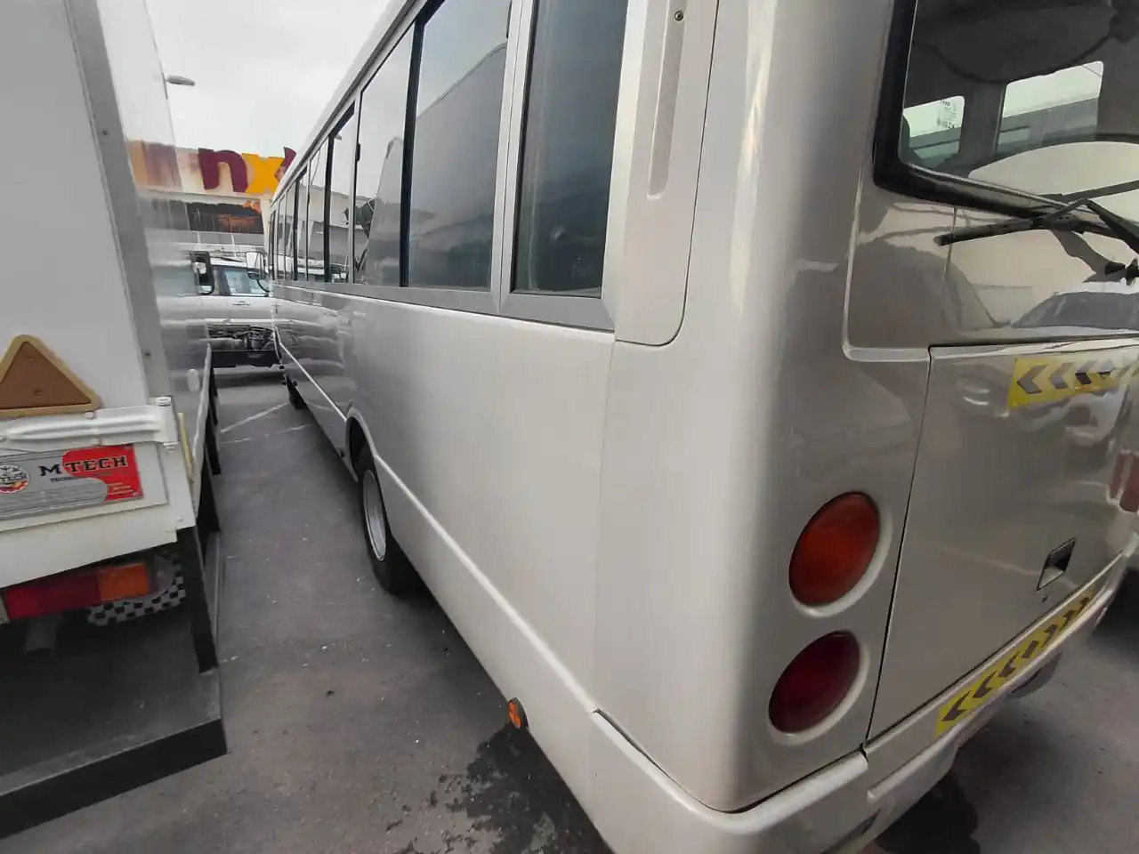 ميتسوبيشي روزا 2021