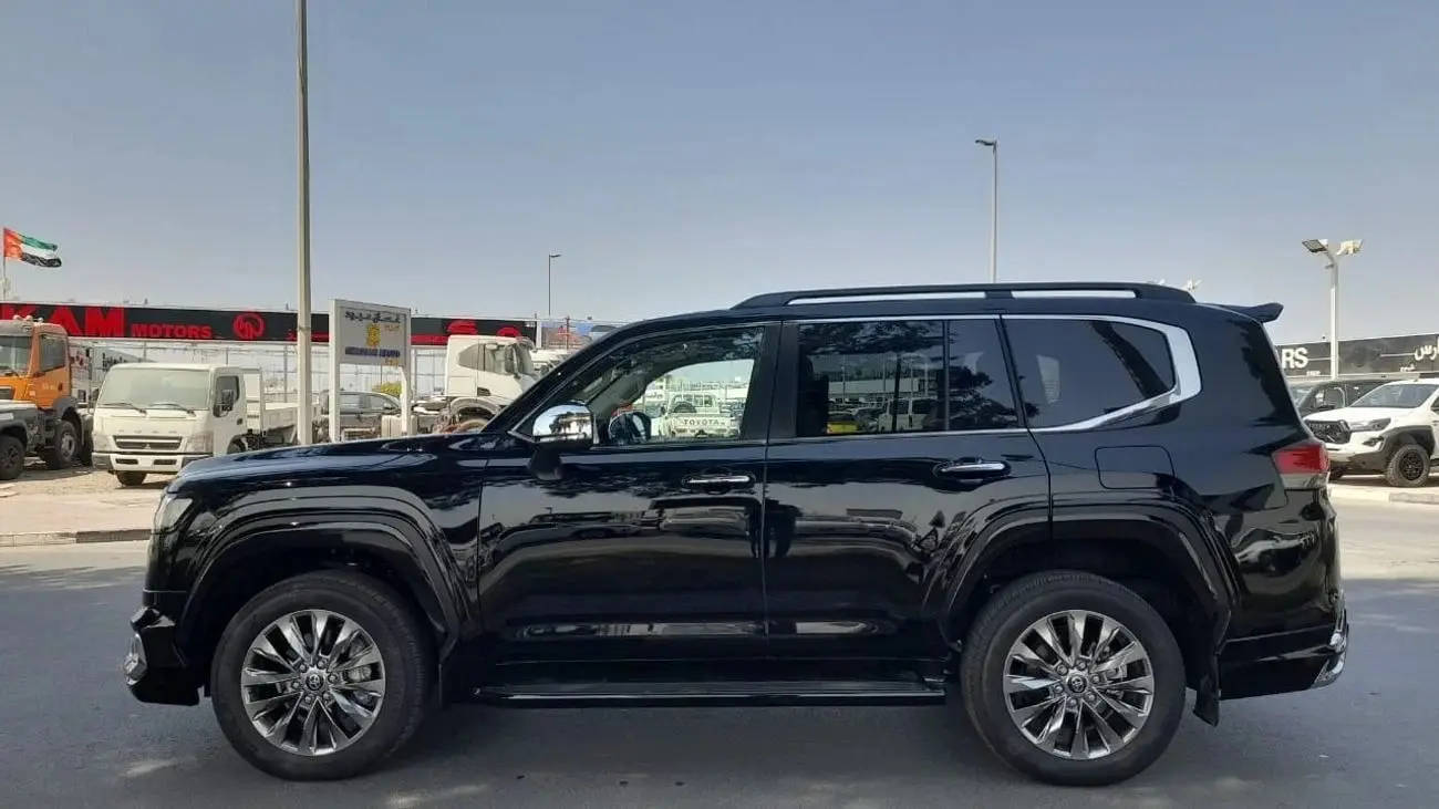 تويوتا لاند كروزر 2024 3.3L