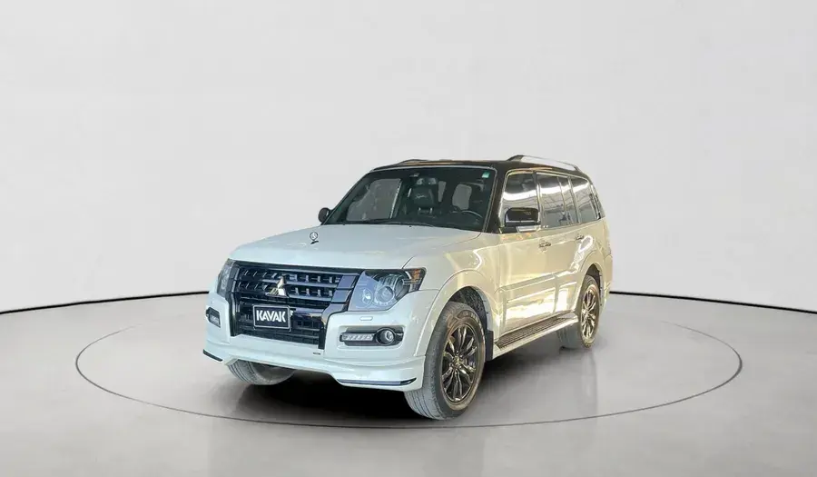 Mitsubishi Pajero 2020