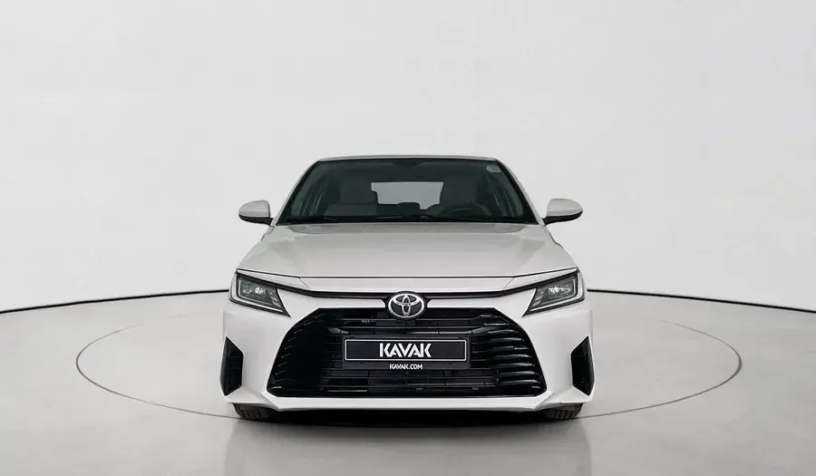 تويوتا يارس سيدان 2023 1.5L