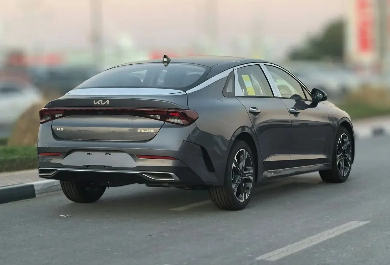كيا K5 2025 1.5L
