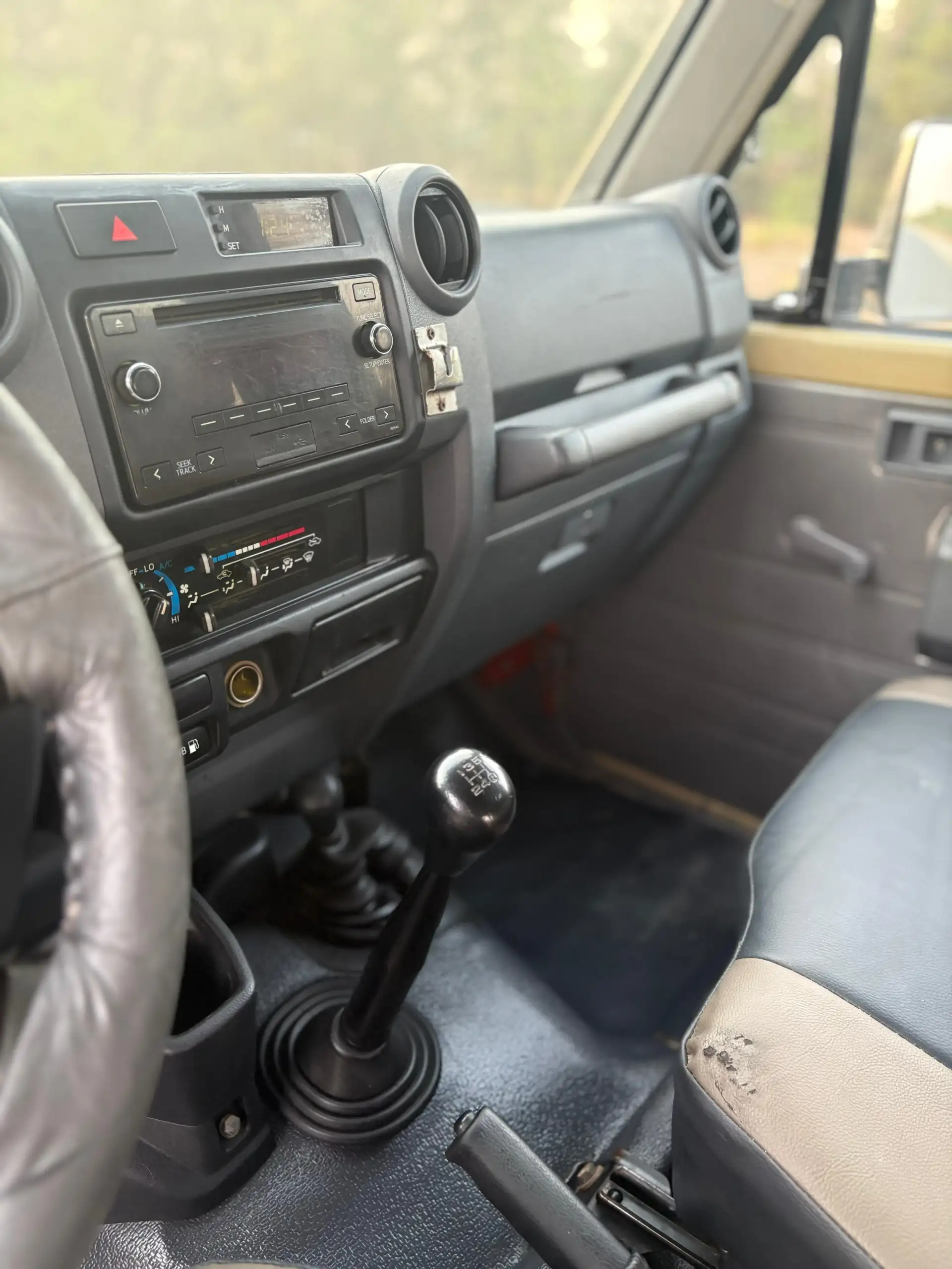 Land Cruiser Hardtop 2015 undefinedL