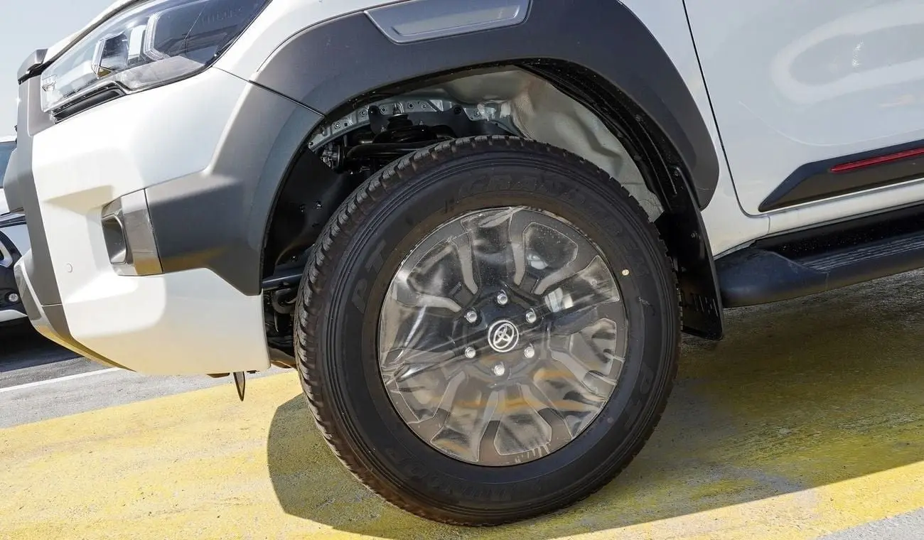 تويوتا هيلوكس 2025 4L