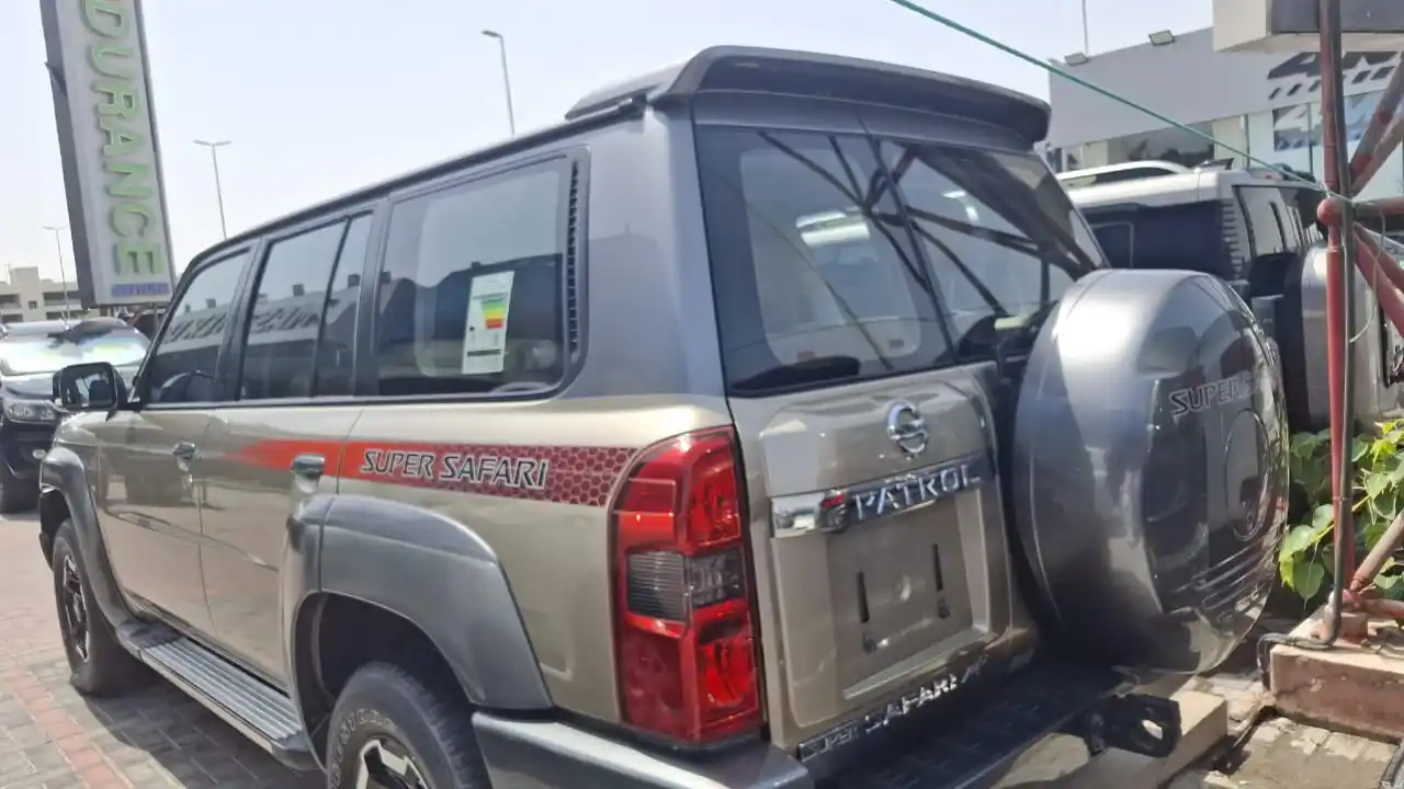 نيسان باترول سفاري 2022