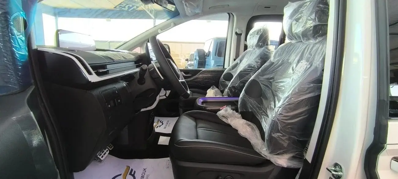 Hyundai Staria 2025 2.2L