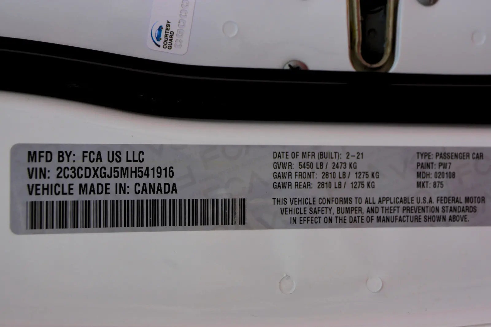 Dodge Charger 2021 64L