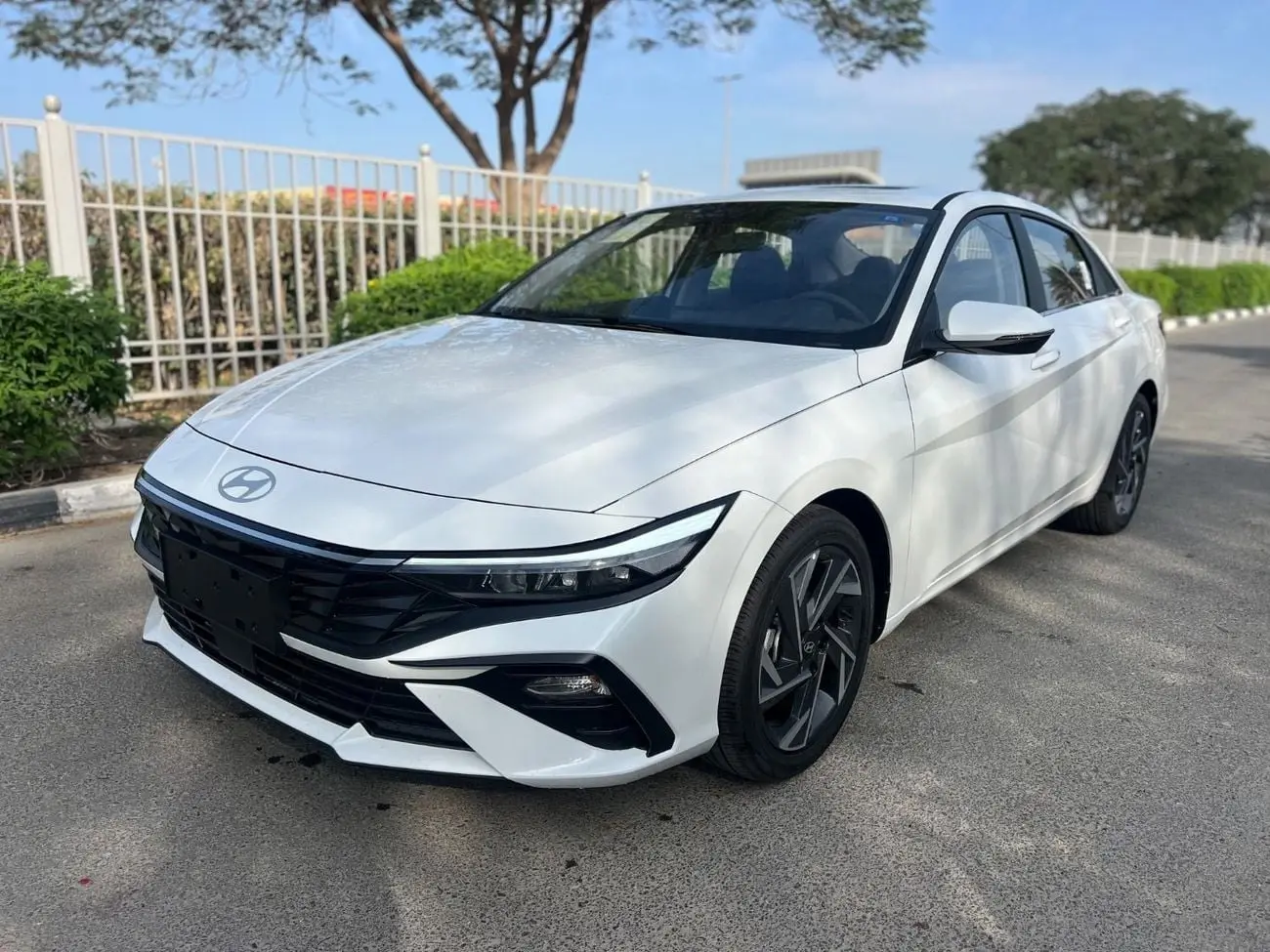 Hyundai Elantra 2025 1.5L