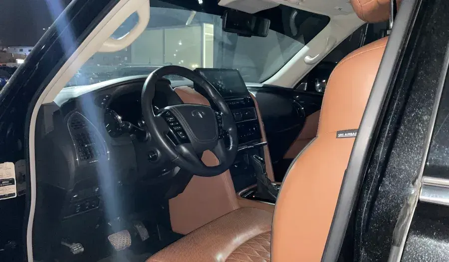 إنفينيتي QX80 2024 5.6L