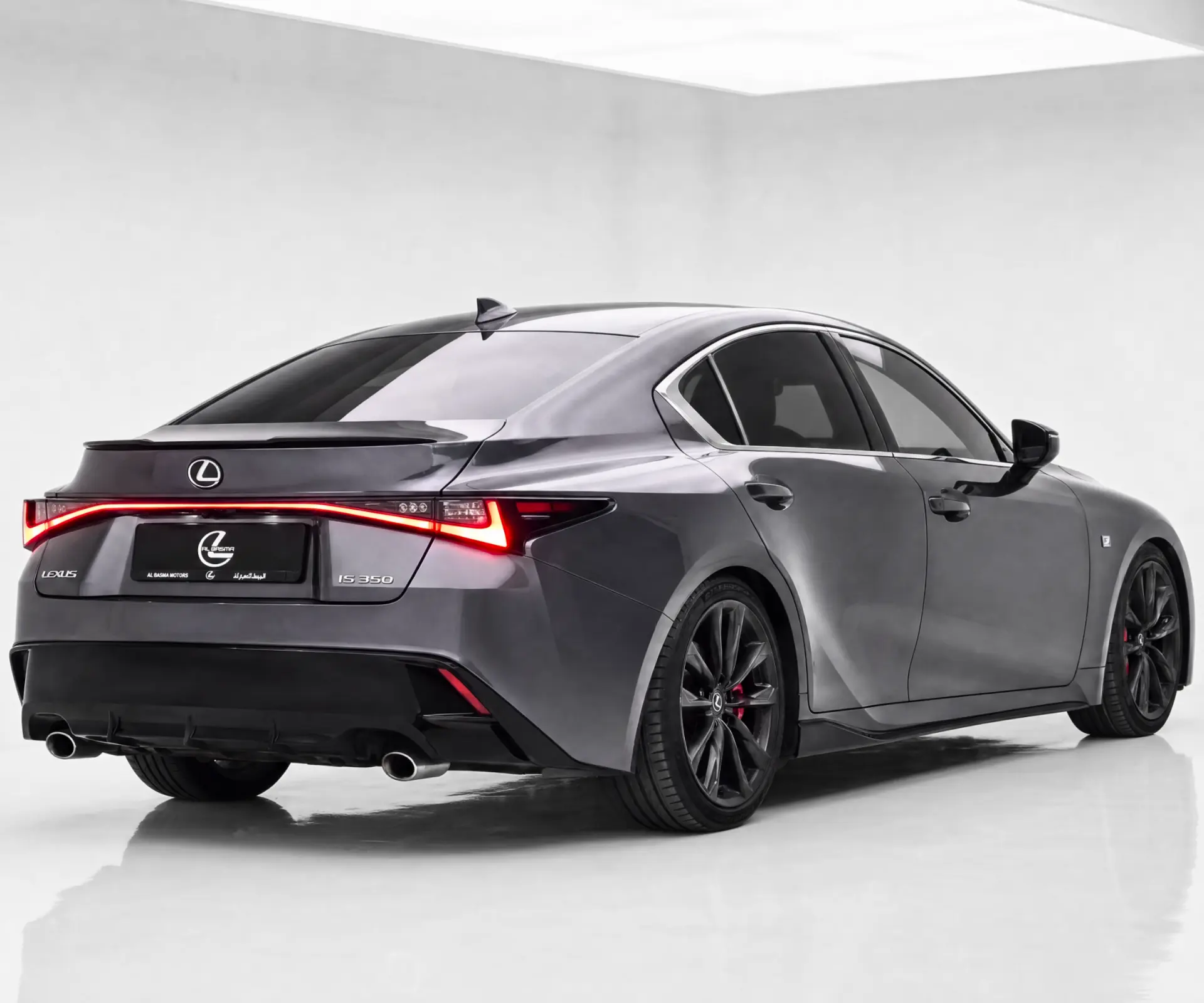 Lexus IS 2024