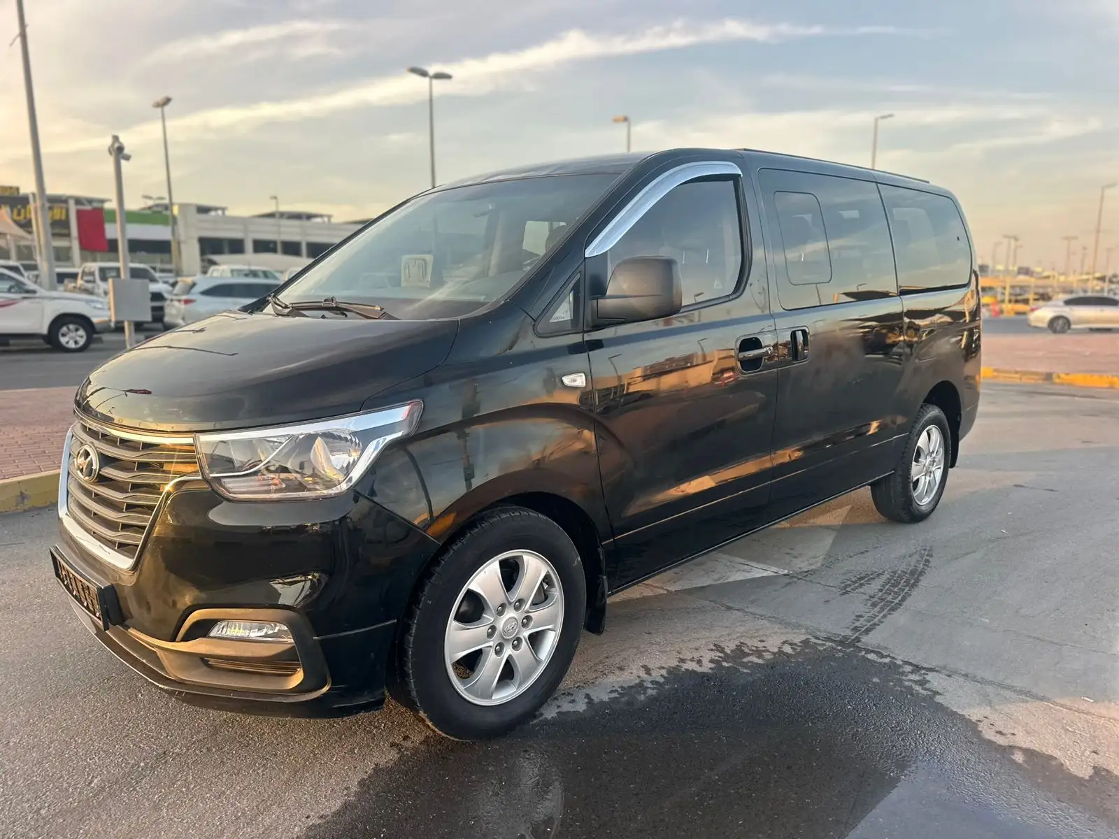 Hyundai H1 2018