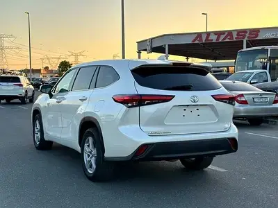 Toyota Highlander 2021