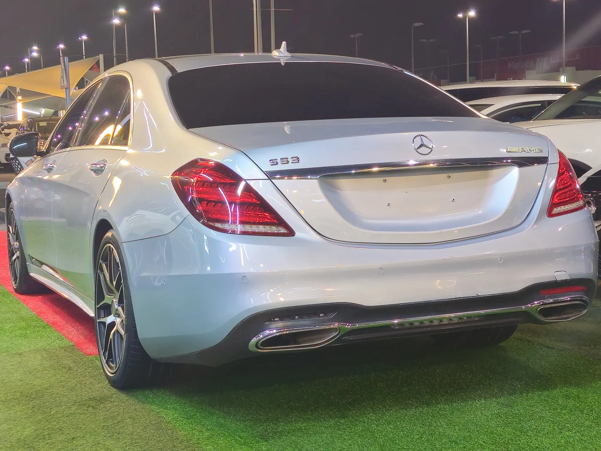 مرسيدس بنز S Class 2015
