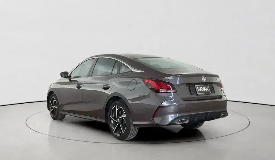 أم جي GT 2022