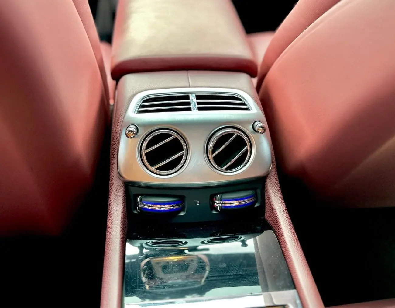 رولز رويس واريث 2014