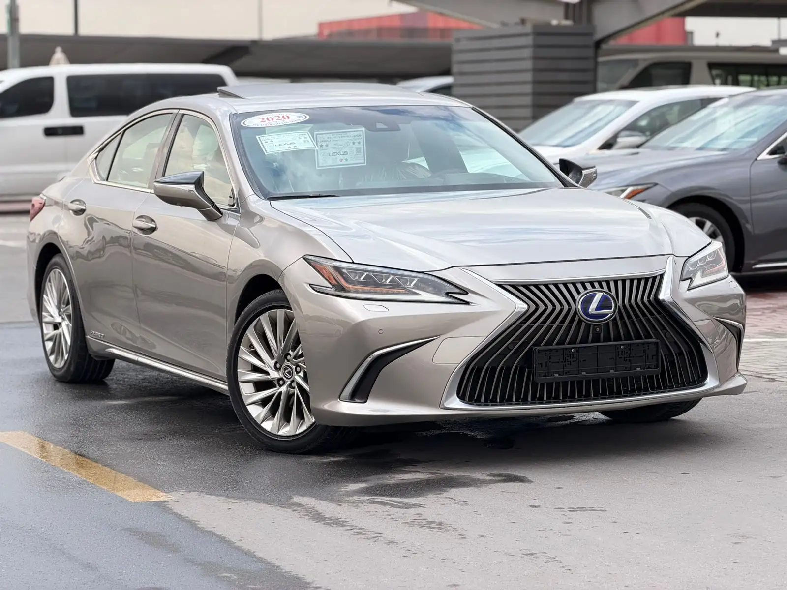 Lexus ES 2020 0.1L