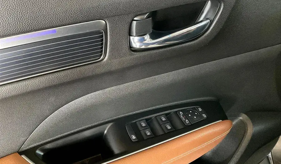 رينو كوليوس 2023