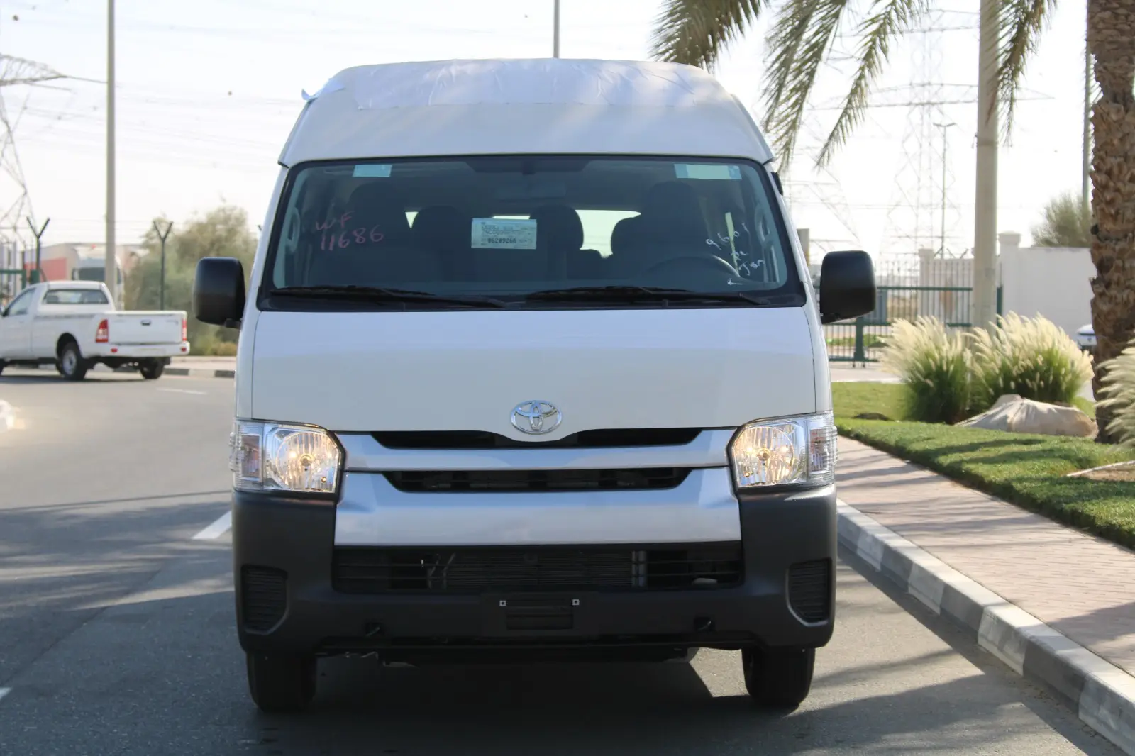 Toyota Hiace 2025 2.7L