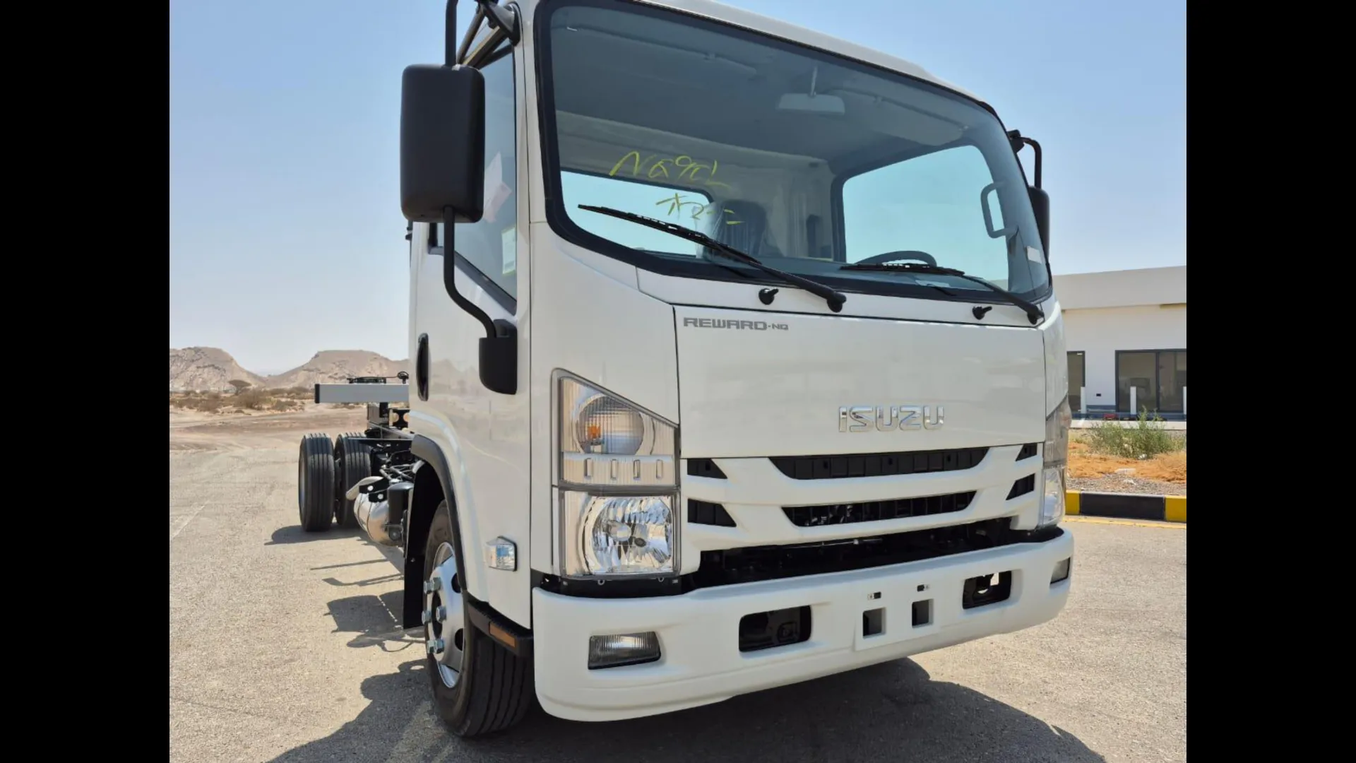 Isuzu NPR 2026 5.2L